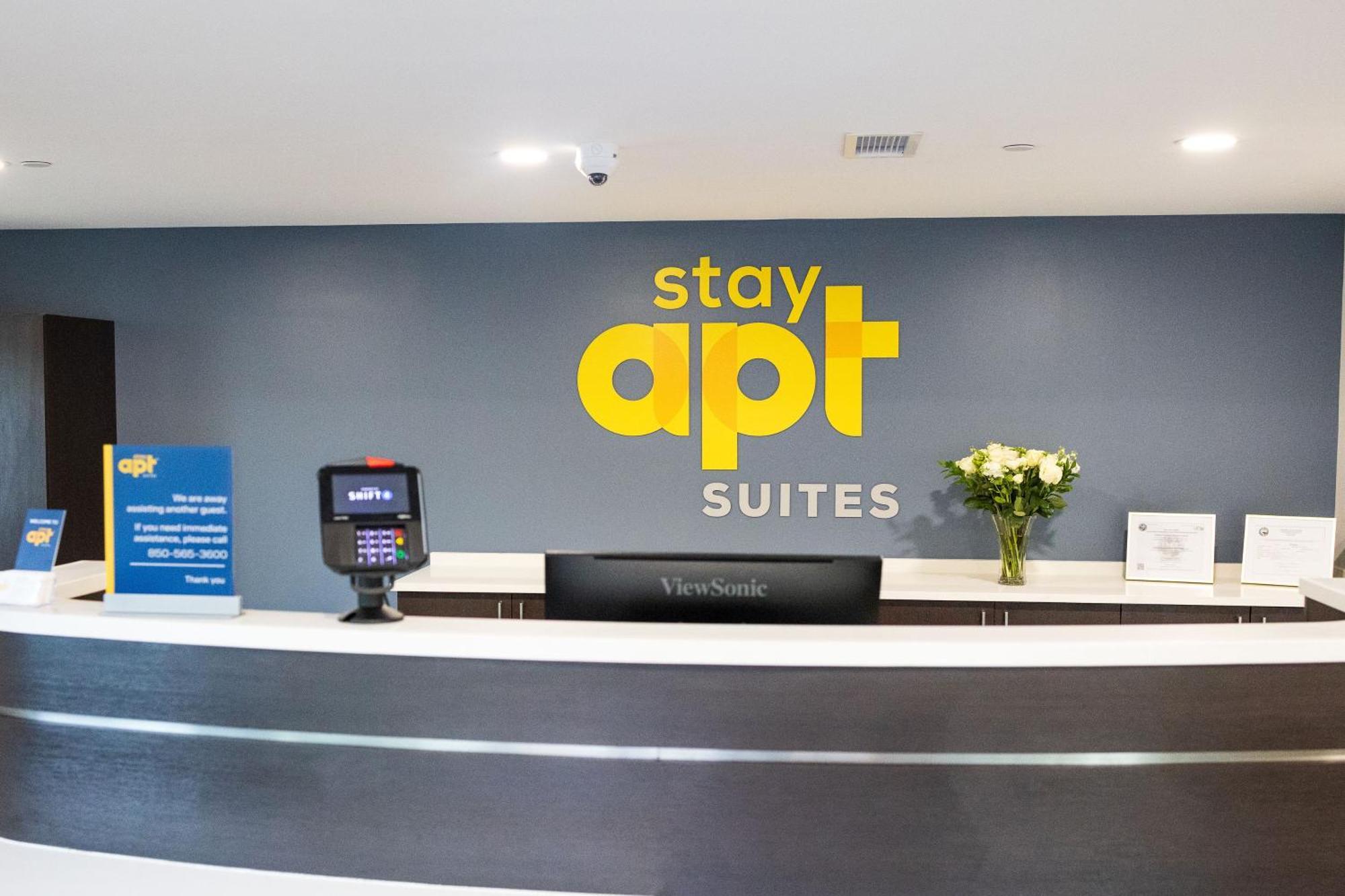 Stayapt Suites Pensacola-Uwf/Florida Hospital Area Ferry Pass Exterior photo